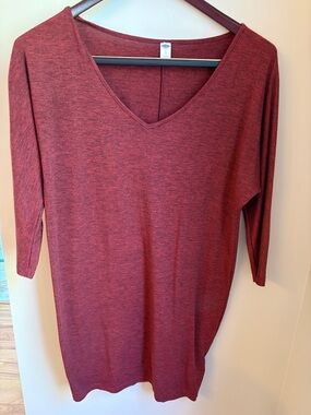 Women’s V-Neck Burgundy Midi Dress
